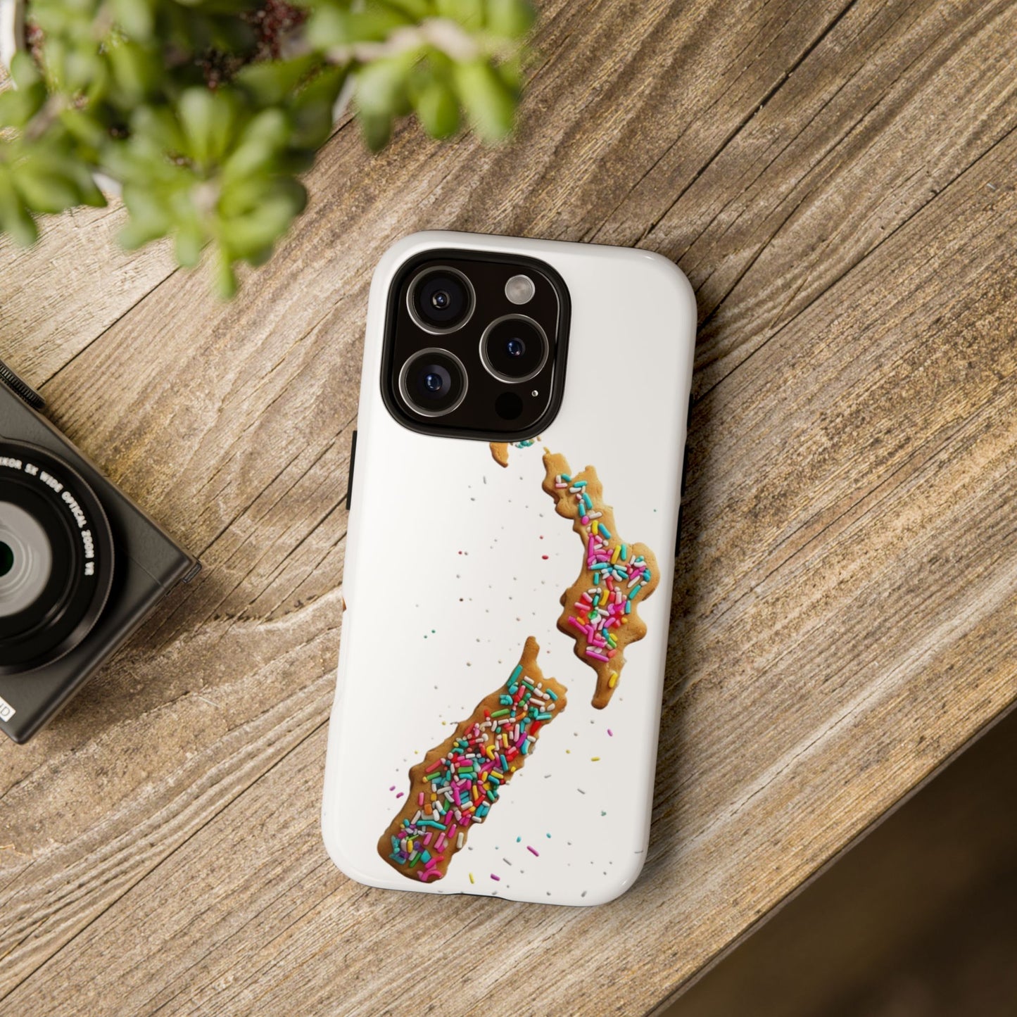 "Bite-Sized New Zealand" Mobile Phone Case