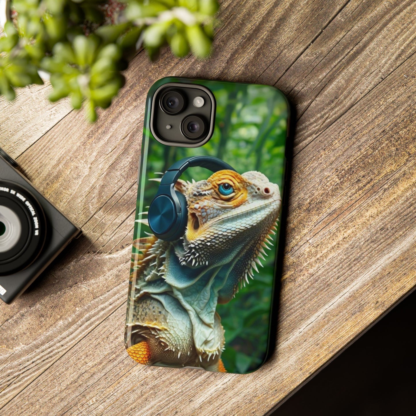 "Bearded Dragon - Jungle Beats" Mobile Phone Case