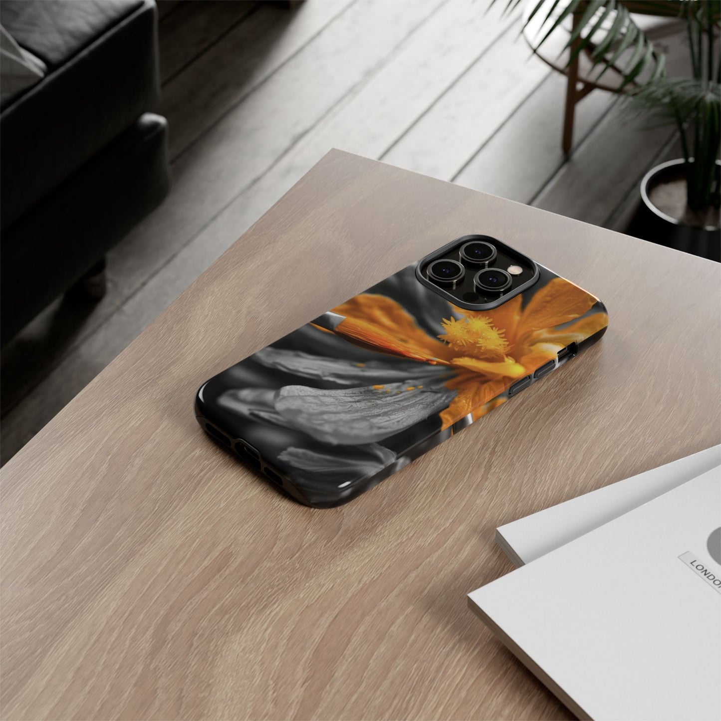 "A stroke of Bloom" Mobile Phone Case