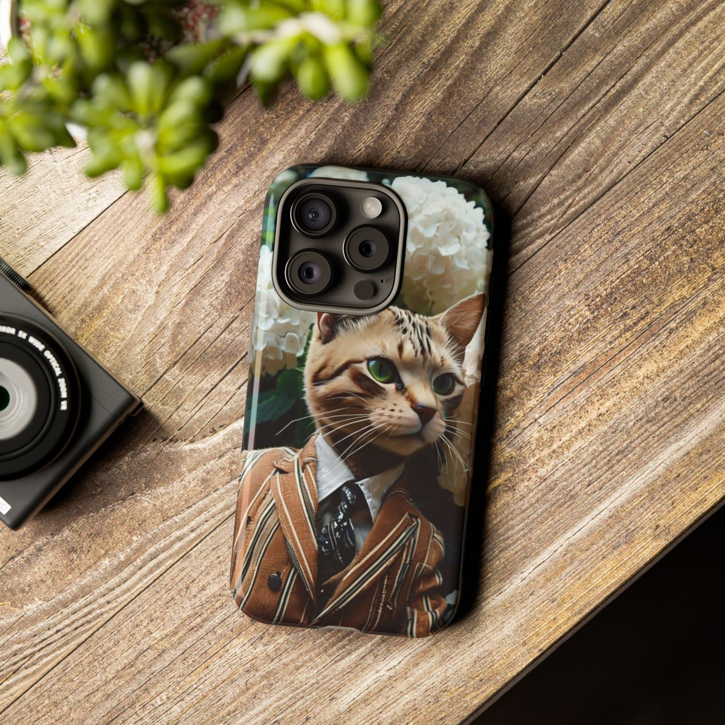 "The Feline Aristocrat" Mobile Phone Case