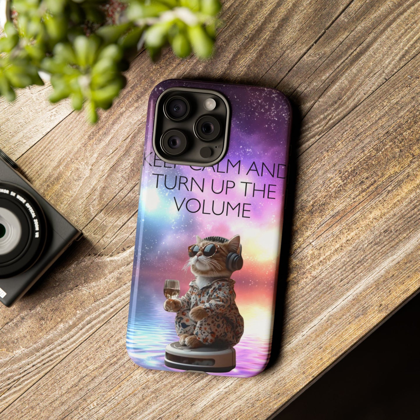 "Keep calm and turn up the Volume" Mobile Phone Case (mix)