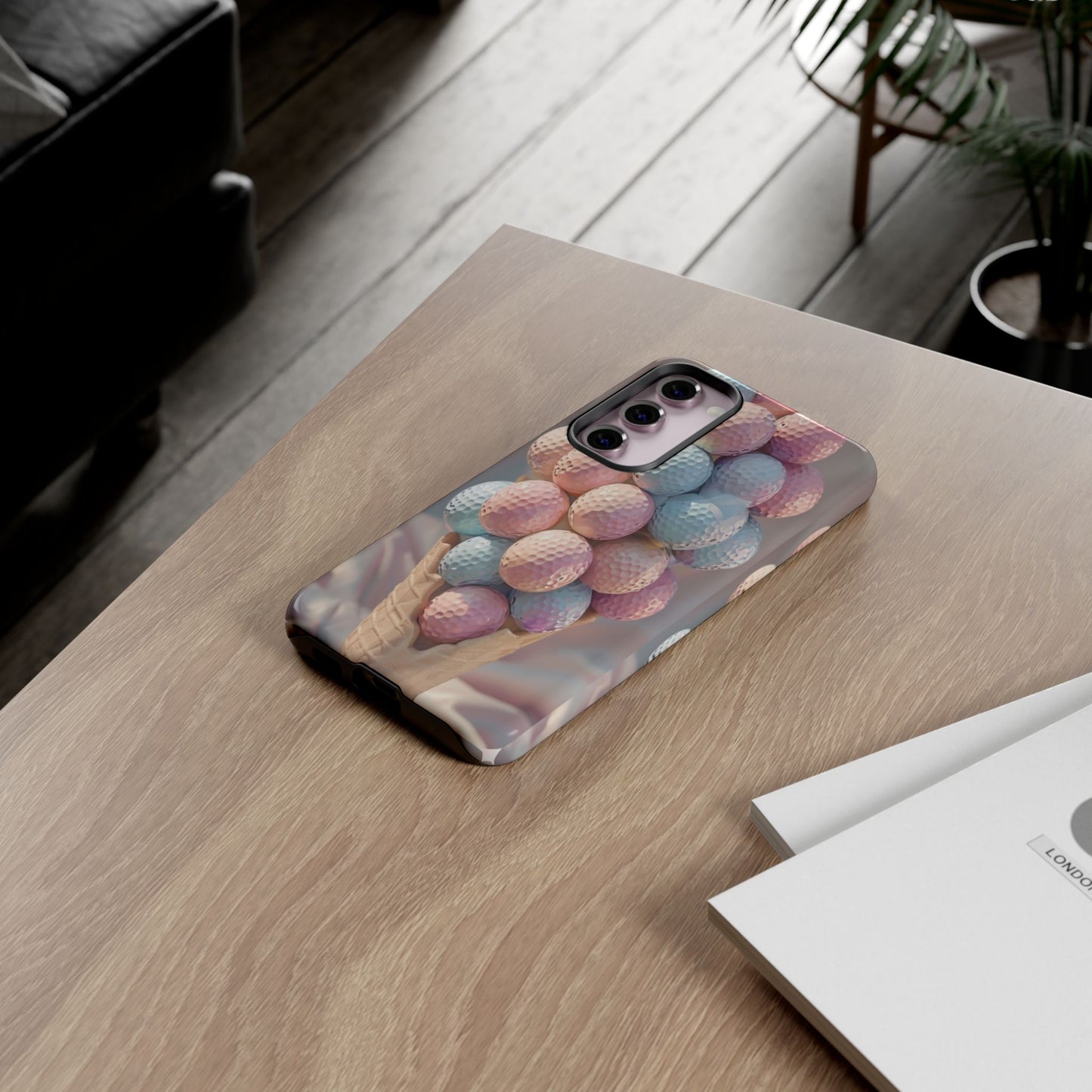 "The 19th Scoop" Mobile Phone Case