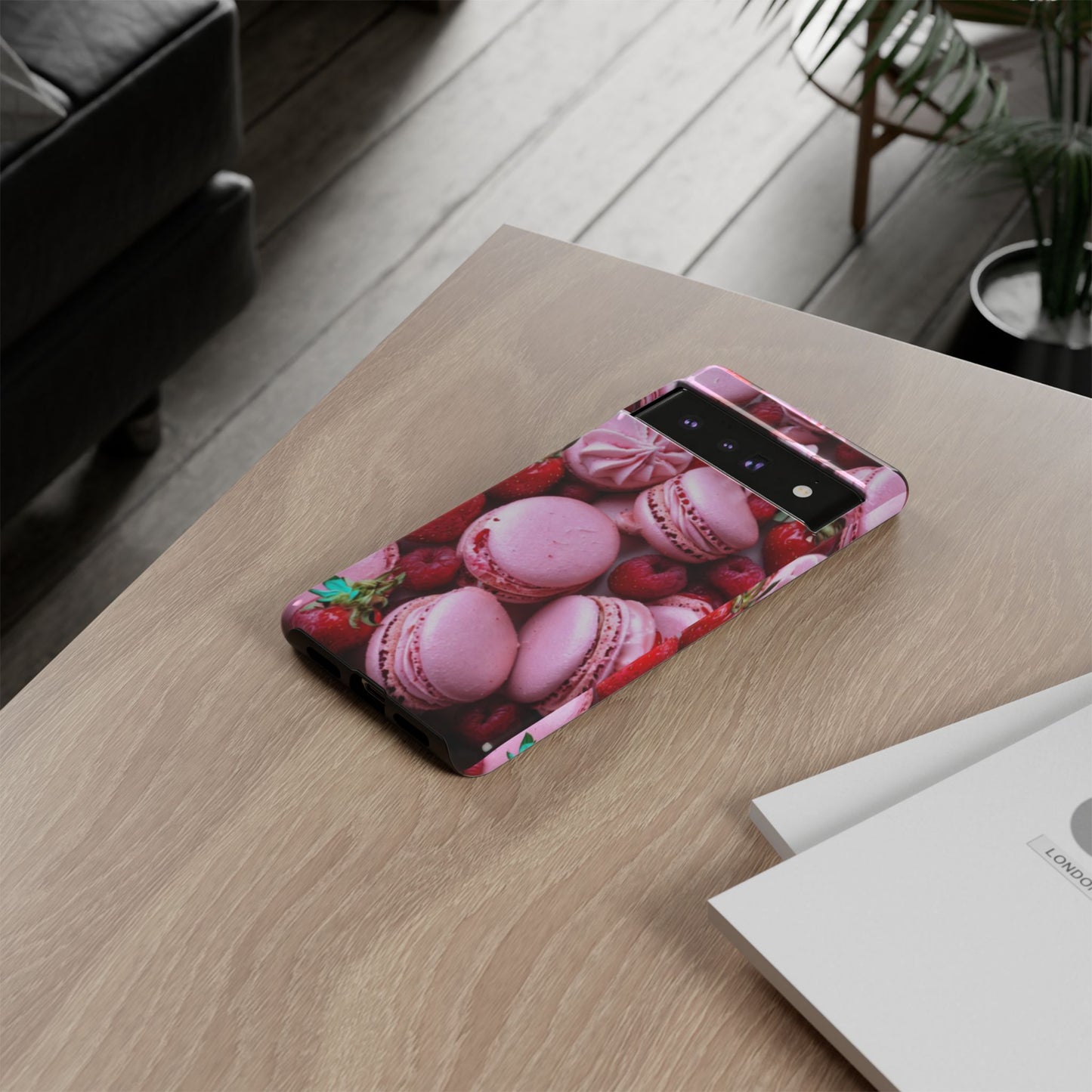 "Strawberry Affair" Mobile Phone Case