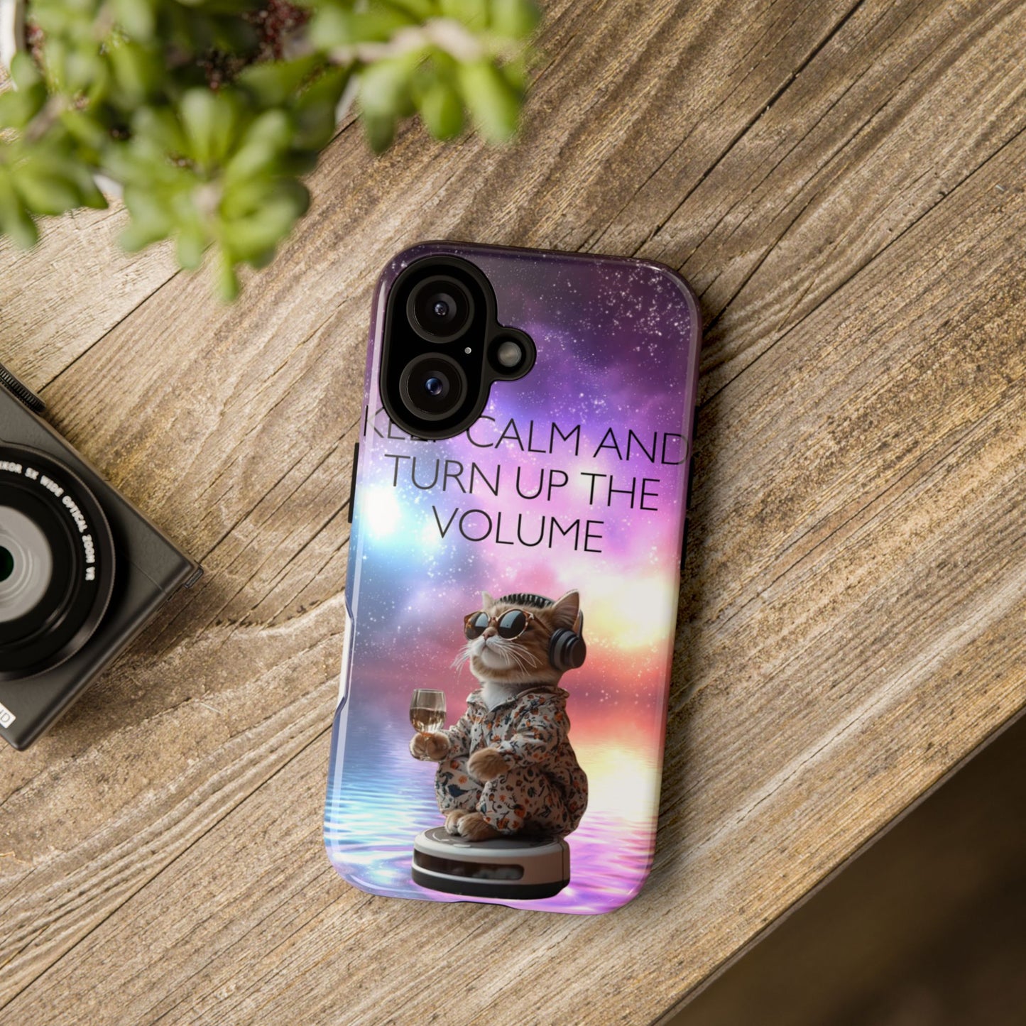 "Keep calm and turn up the Volume" Mobile Phone Case (mix)