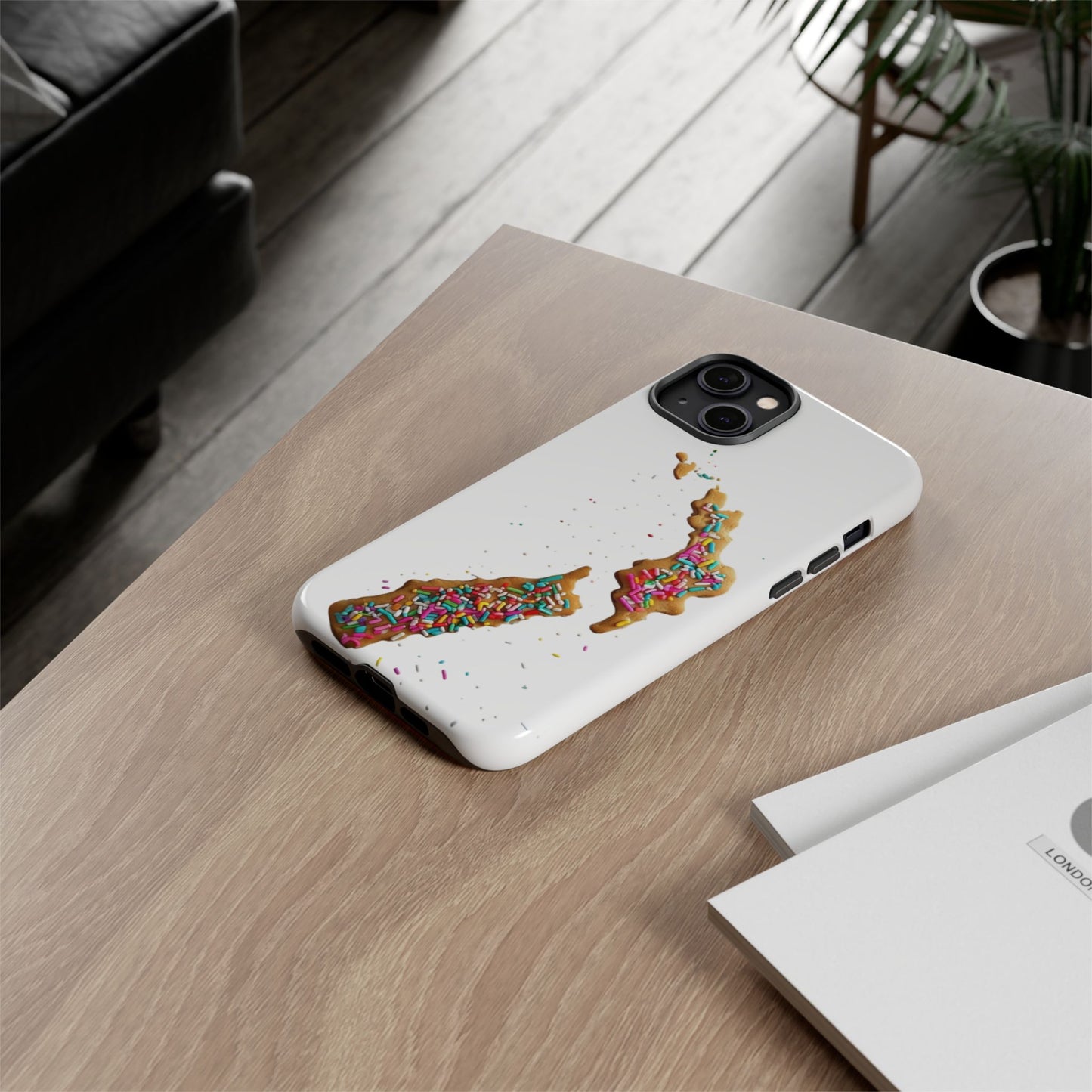 "Bite-Sized New Zealand" Mobile Phone Case