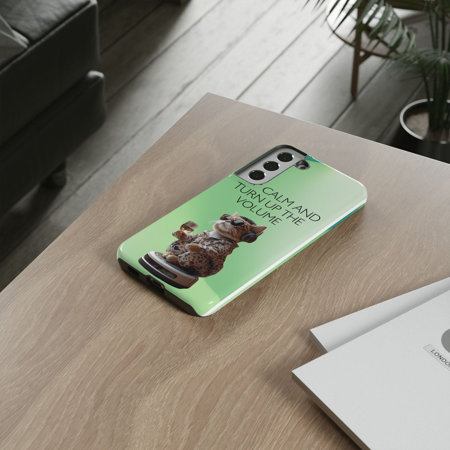 "Keep calm and turn up the volume" Mobile Phone Case (green)