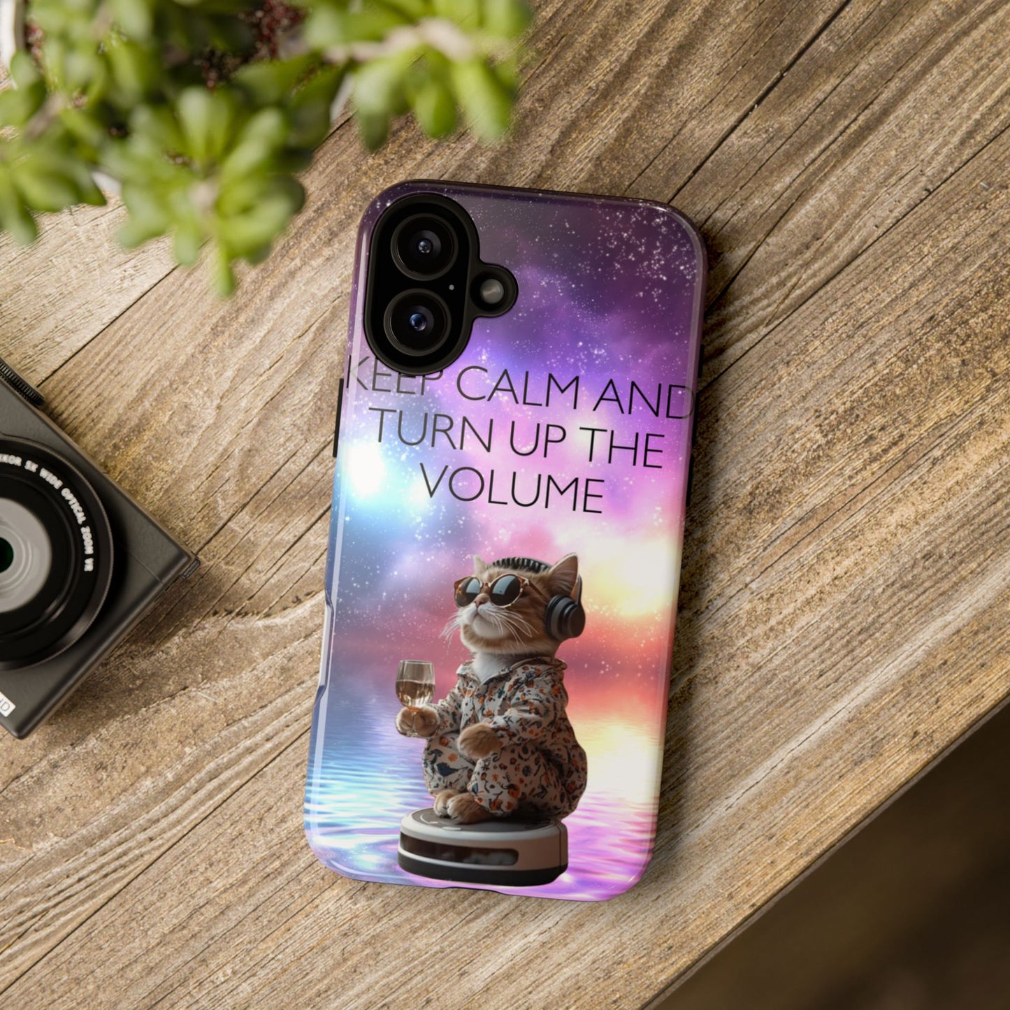 "Keep calm and turn up the Volume" Mobile Phone Case (mix)