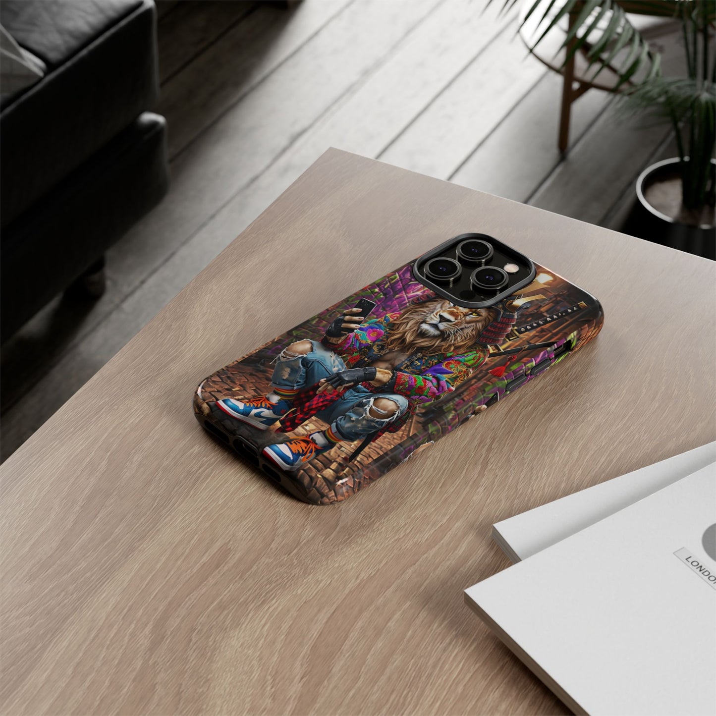 "King of the Concrete Jungle" Mobile Phone Case (2)