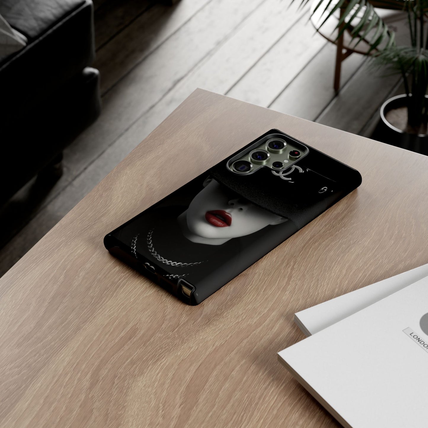 "Whisper of Her" Mobile Phone Case