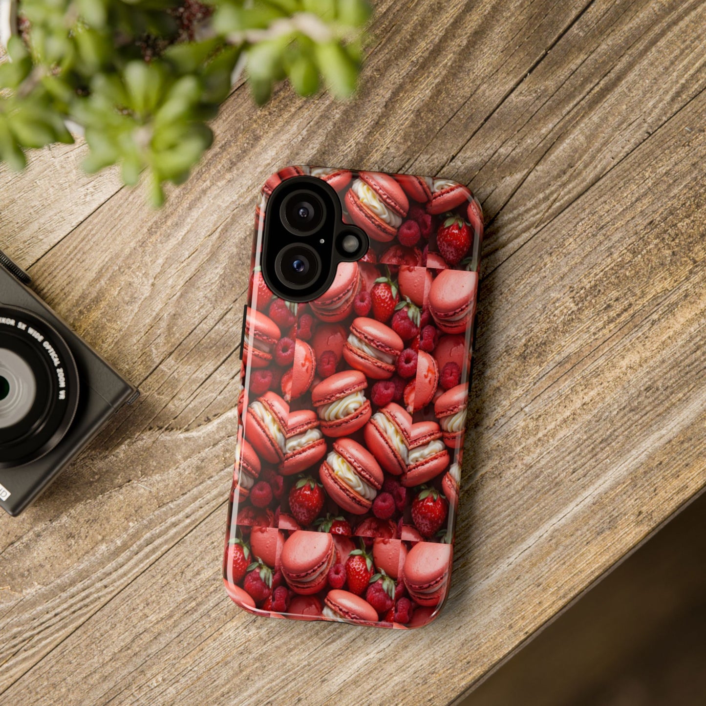 "Strawberry Affair 2" Mobile Phone Case