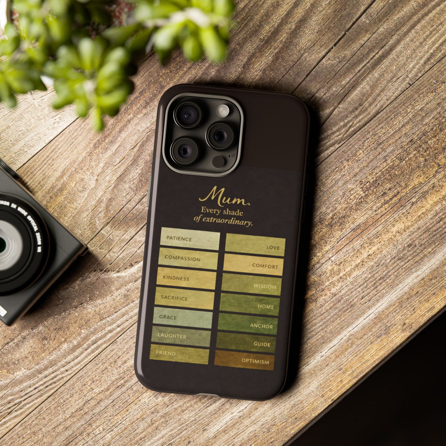 "Every Shade of Extraordinary" Mobile Phone Case (green)