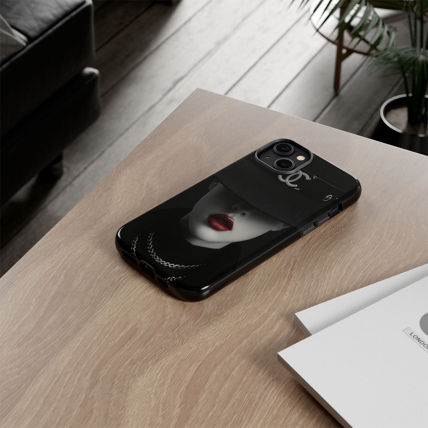 "Whisper of Her" Mobile Phone Case
