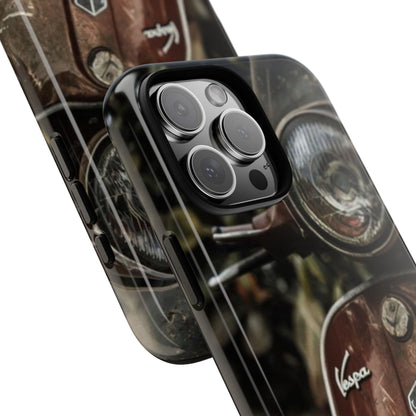 "Vespa. Old Soul, Full Tank" Mobile Phone Case