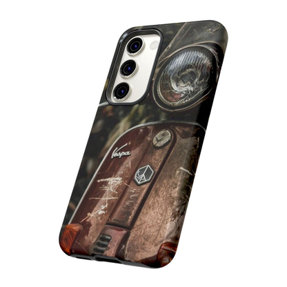 "Vespa. Old Soul, Full Tank" Mobile Phone Case