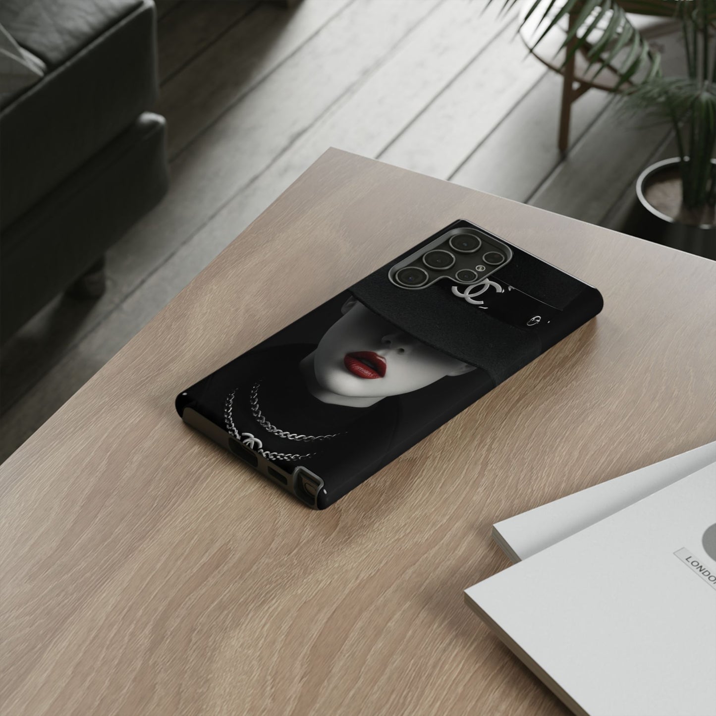 "Whisper of Her" Mobile Phone Case