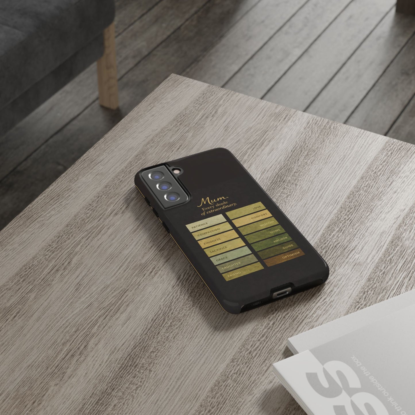 "Every Shade of Extraordinary" Mobile Phone Case (green)