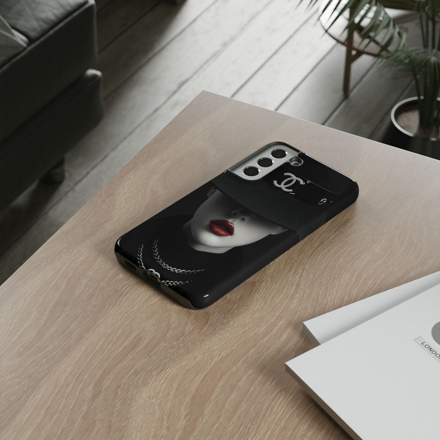 "Whisper of Her" Mobile Phone Case