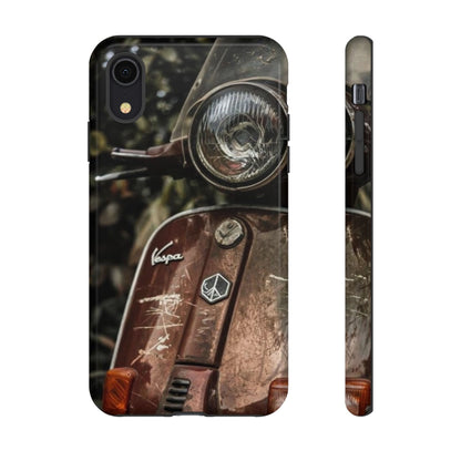 "Vespa. Old Soul, Full Tank" Mobile Phone Case