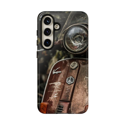 "Vespa. Old Soul, Full Tank" Mobile Phone Case