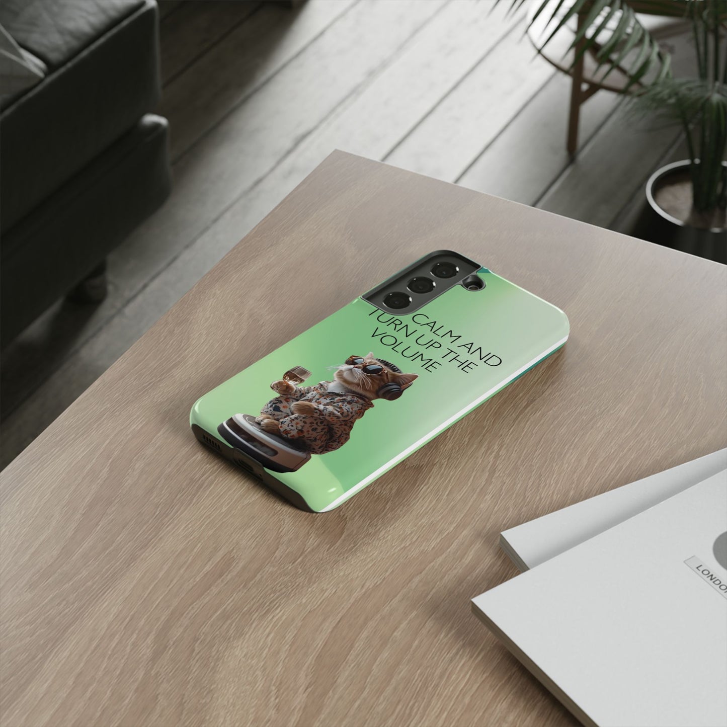 "Keep calm and turn up the volume" Mobile Phone Case (green)