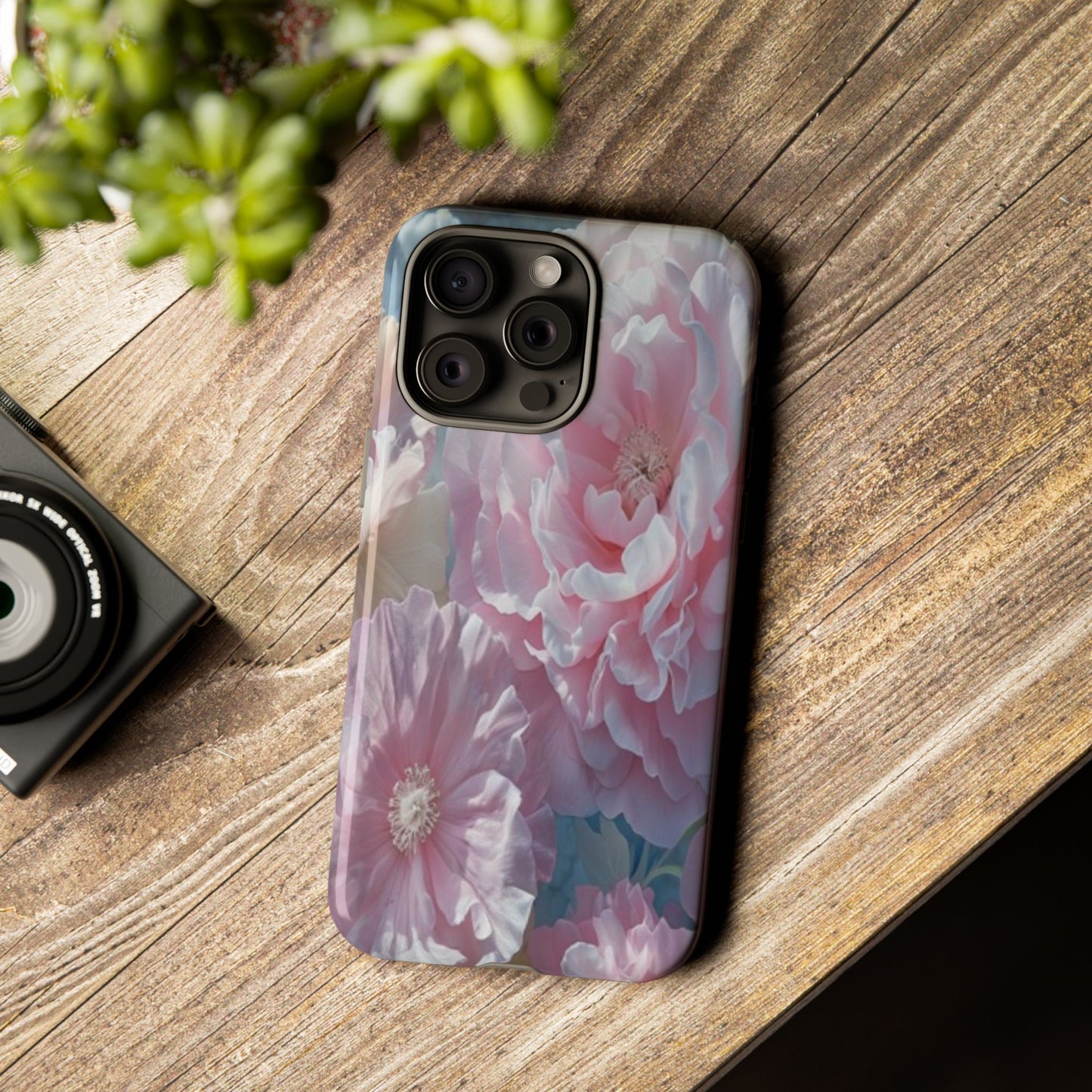 "Scandal in Bloom" Mobile Phone Case